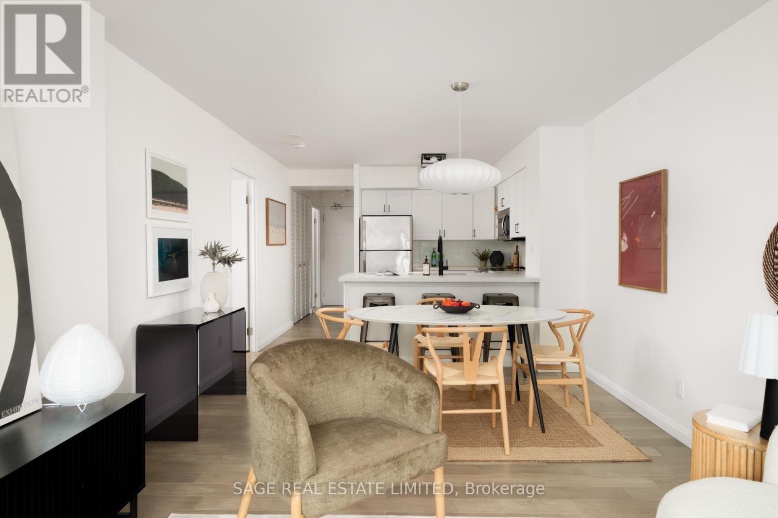 2109 - 750 Bay Street, Toronto, Ontario  M5G 1N6 - Photo 11 - C13849536