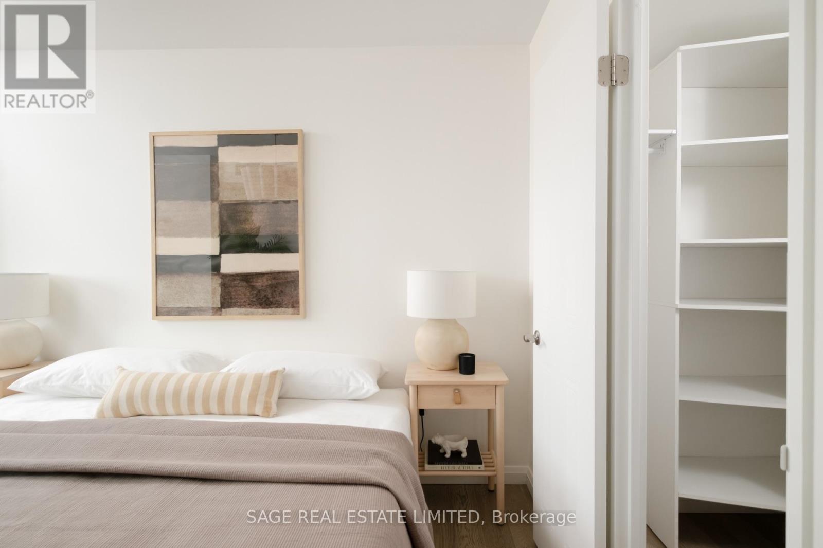 2109 - 750 Bay Street, Toronto, Ontario  M5G 1N6 - Photo 22 - C13849536