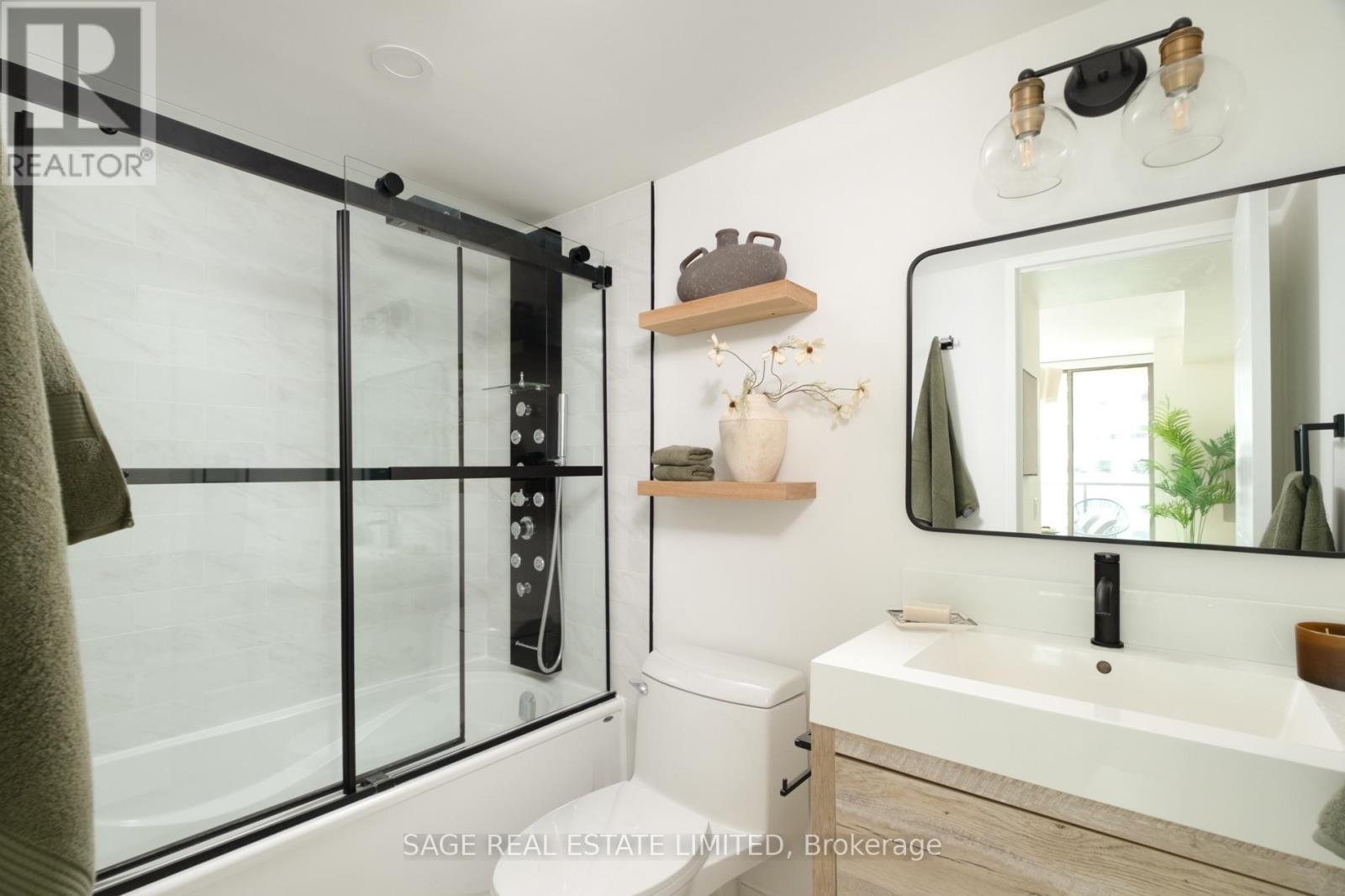 2109 - 750 Bay Street, Toronto, Ontario  M5G 1N6 - Photo 24 - C13849536