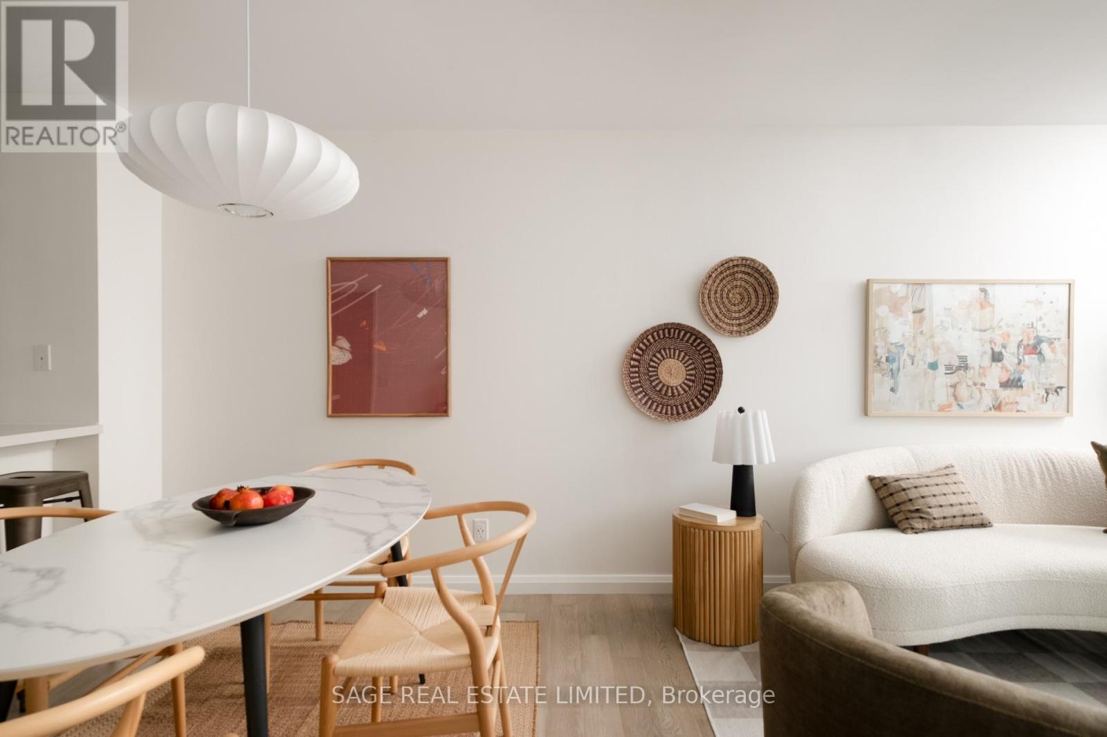 2109 - 750 Bay Street, Toronto, Ontario  M5G 1N6 - Photo 3 - C13849536