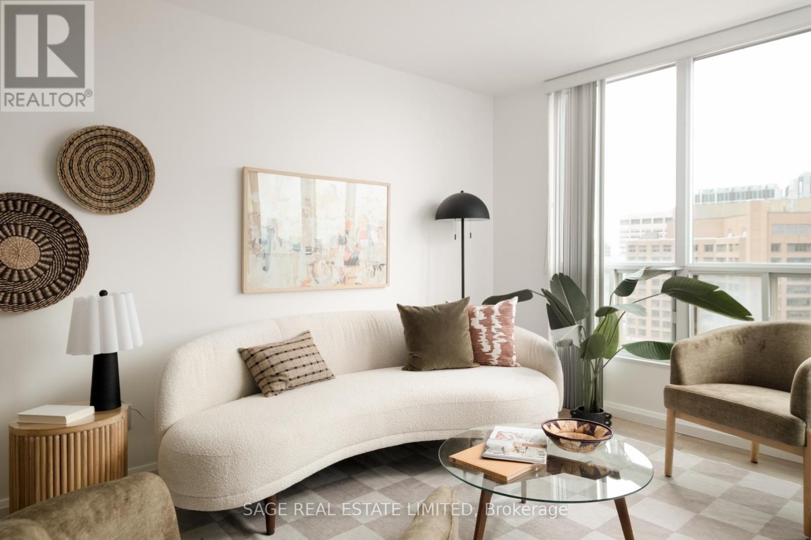 2109 - 750 Bay Street, Toronto, Ontario  M5G 1N6 - Photo 4 - C13849536
