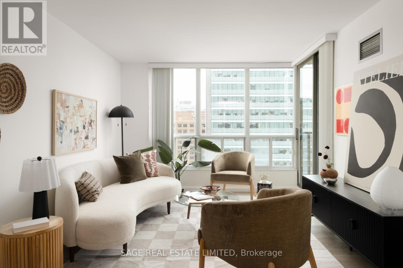 2109 - 750 Bay Street, Toronto, Ontario  M5G 1N6 - Photo 5 - C13849536