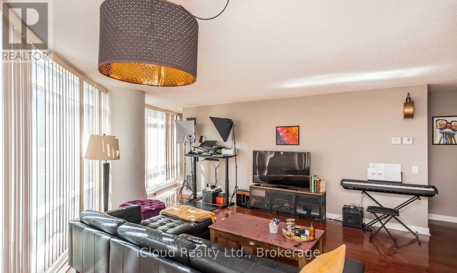 505 - 373 Front Street W, Toronto, Ontario  M5V 3R7 - Photo 5 - C13849546