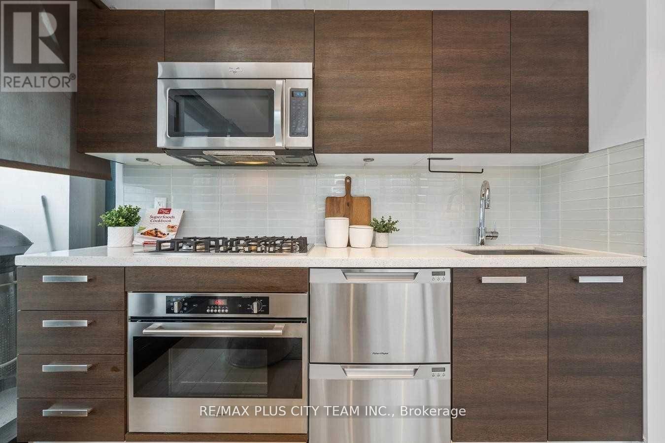 2701 - 224 King Street W, Toronto, Ontario  M5V 1H8 - Photo 13 - C13849676