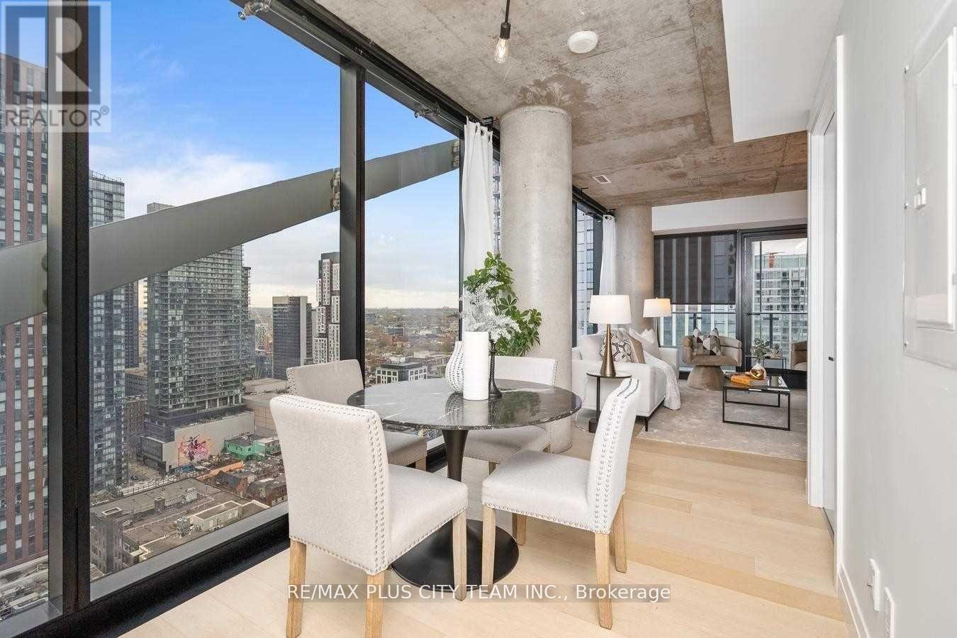 2701 - 224 King Street W, Toronto, Ontario  M5V 1H8 - Photo 4 - C13849676