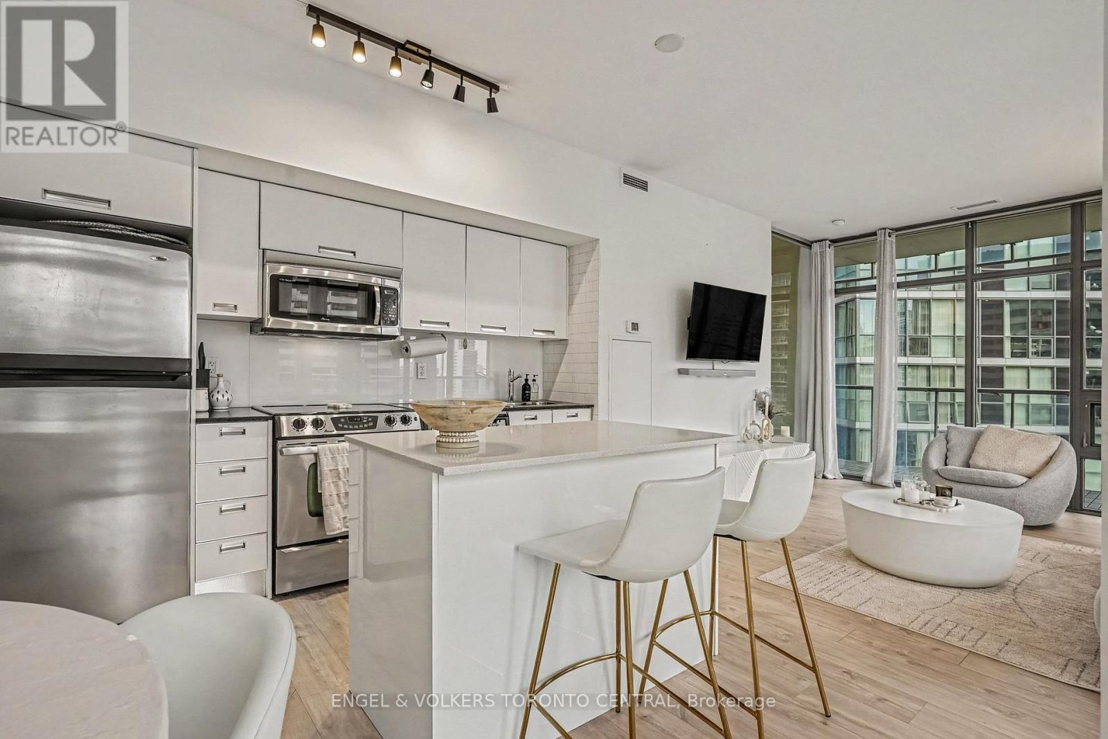 1503 - 33 Charles Street E, Toronto, Ontario  M4Y 1R9 - Photo 4 - C13849814