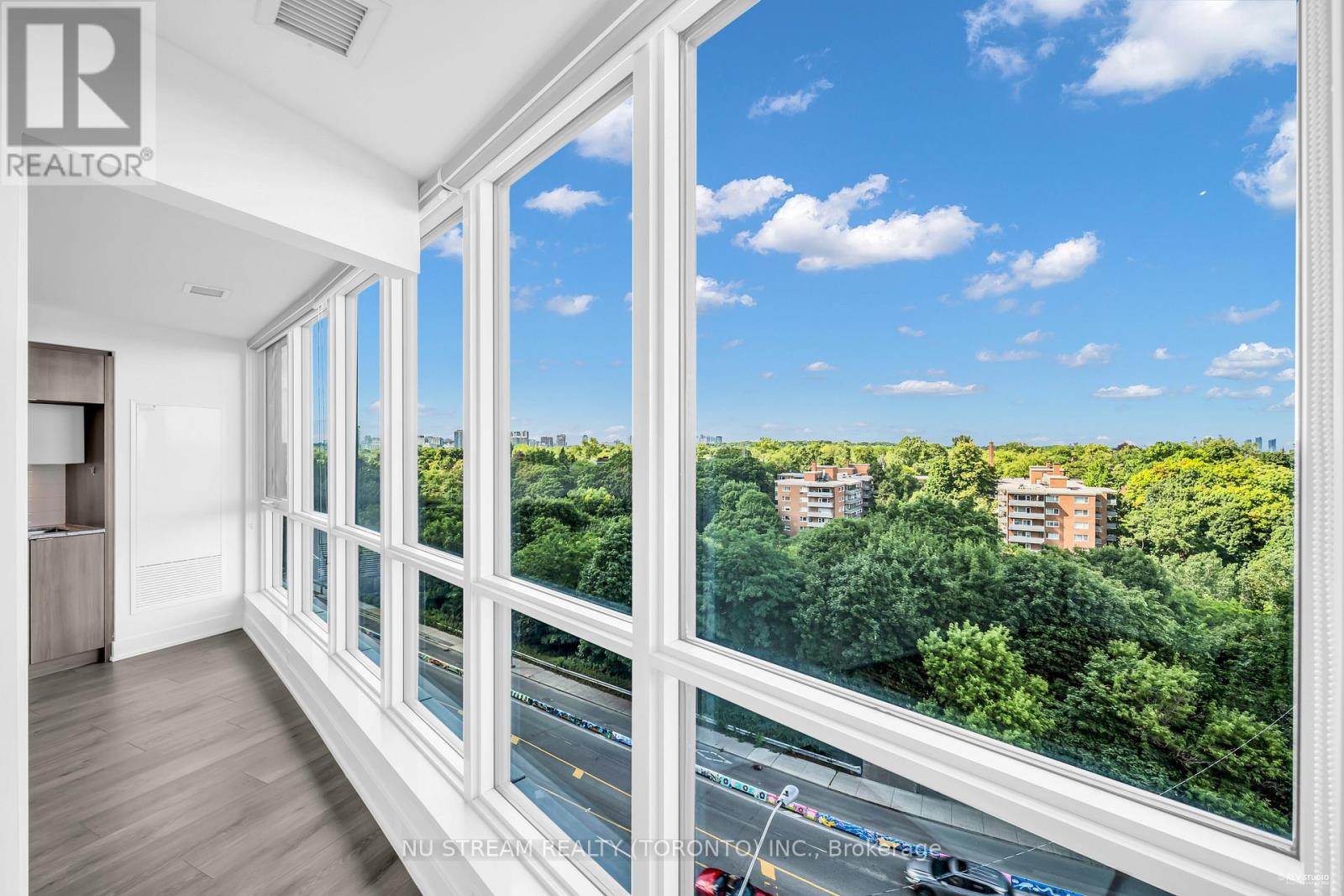 516 - 585 Bloor Street E, Toronto, Ontario  M4W 0B3 - Photo 18 - C13849868