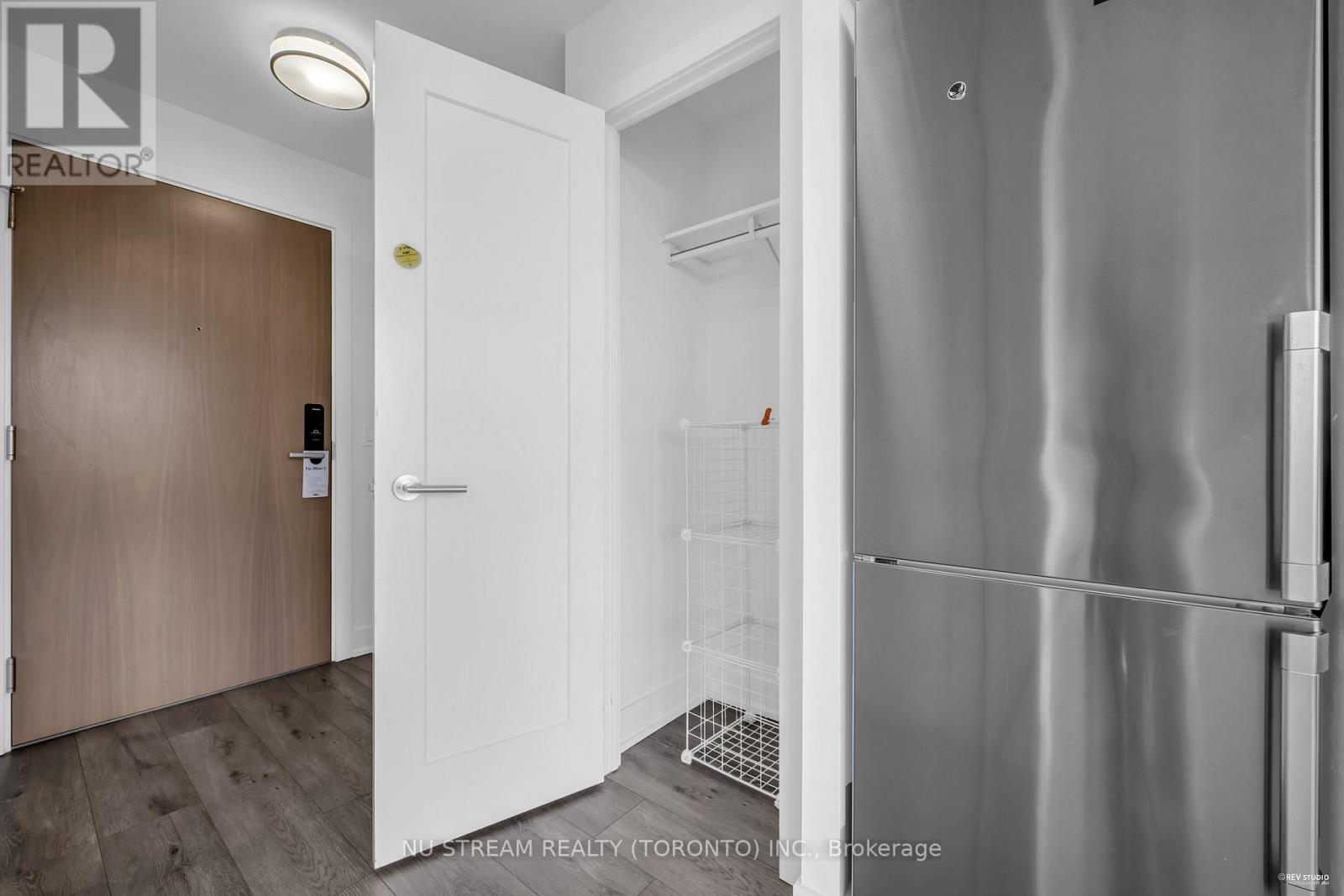 516 - 585 Bloor Street E, Toronto, Ontario  M4W 0B3 - Photo 23 - C13849868