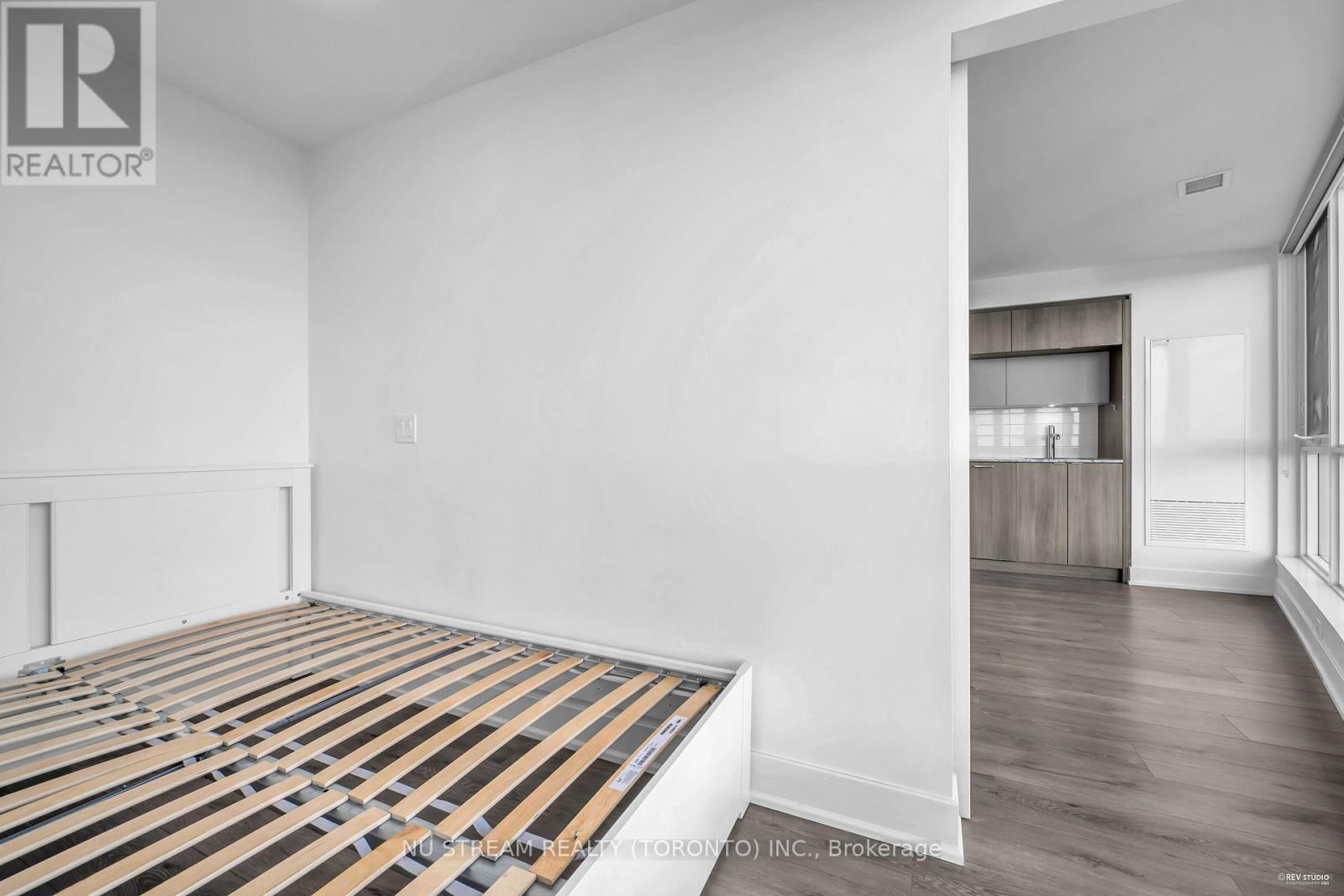 516 - 585 Bloor Street E, Toronto, Ontario  M4W 0B3 - Photo 26 - C13849868
