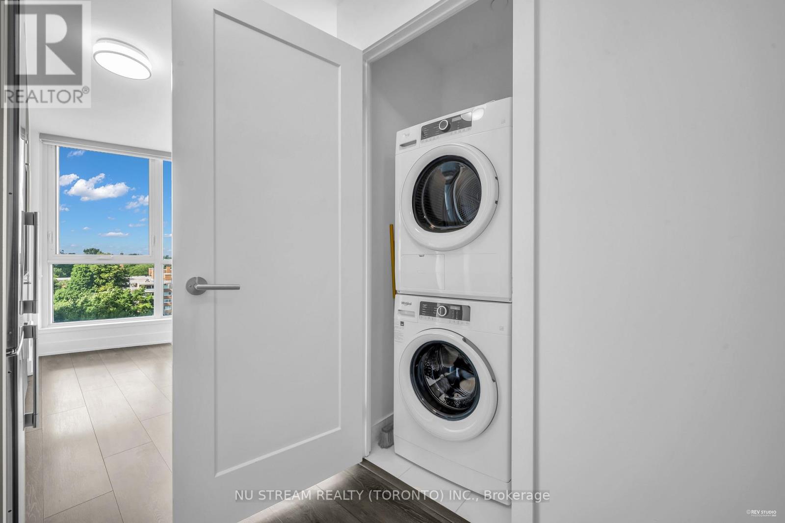 516 - 585 Bloor Street E, Toronto, Ontario  M4W 0B3 - Photo 30 - C13849868