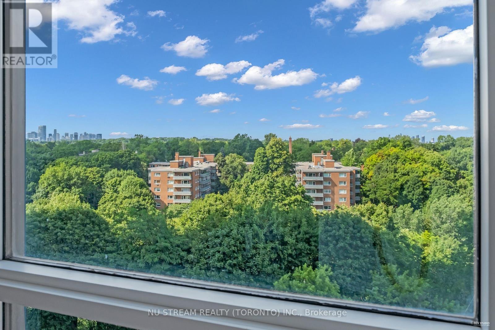 516 - 585 Bloor Street E, Toronto, Ontario  M4W 0B3 - Photo 33 - C13849868