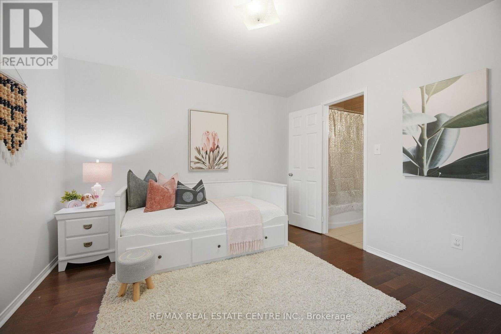 33 Mosely Crescent, Ajax, Ontario  L1Z 0M9 - Photo 36 - E13849598