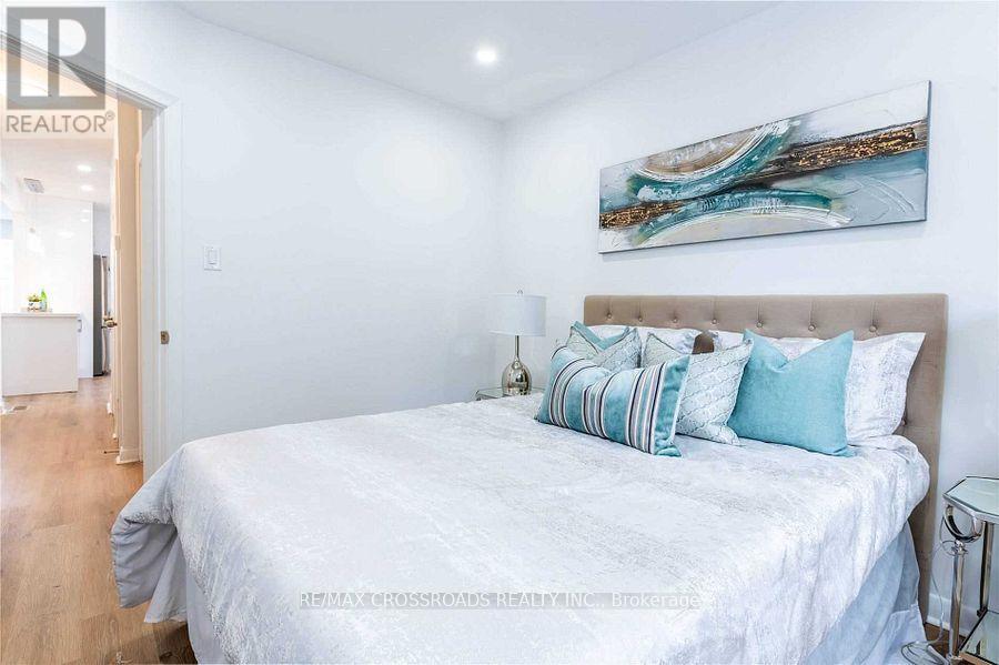 6 Larkhall Avenue, Toronto, Ontario  M1J 1V1 - Photo 16 - E13849786