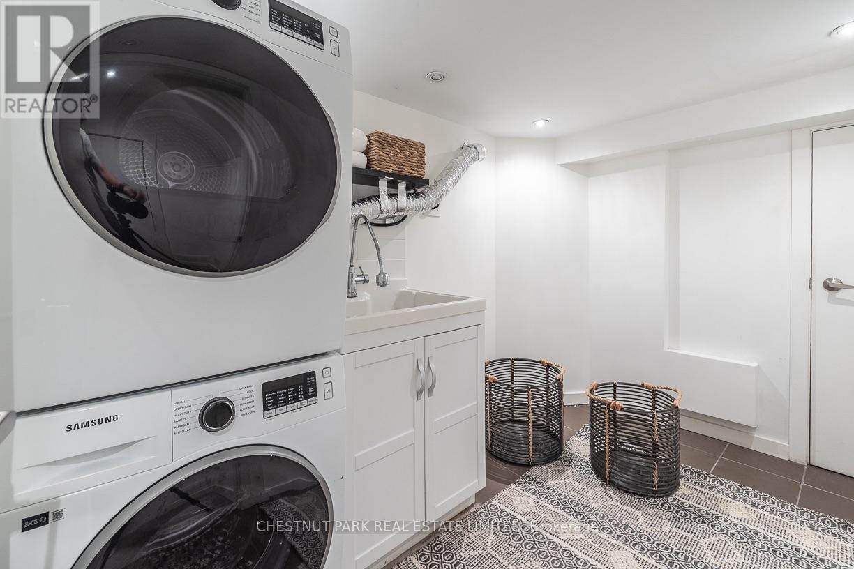 110 Hastings Avenue, Toronto, Ontario M4L 2L2 - Photo 19 - E13849848