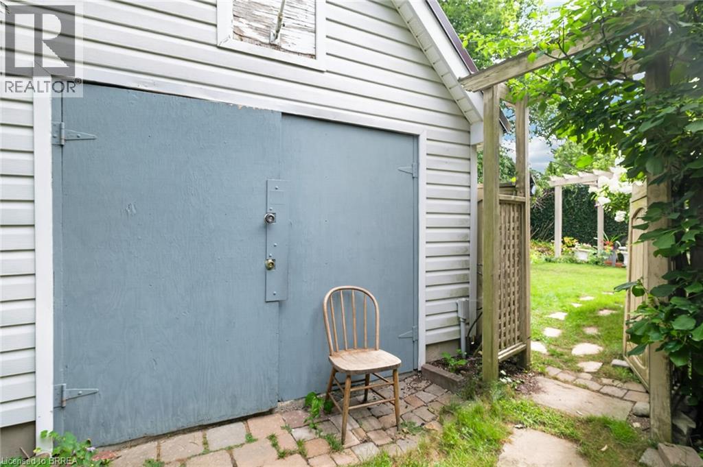 17 Lincoln Avenue, Brantford, Ontario  N3T 4S5 - Photo 6 - 40866208