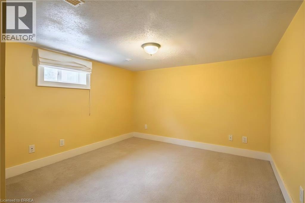 17 Lincoln Avenue, Brantford, Ontario  N3T 4S5 - Photo 27 - 40866208