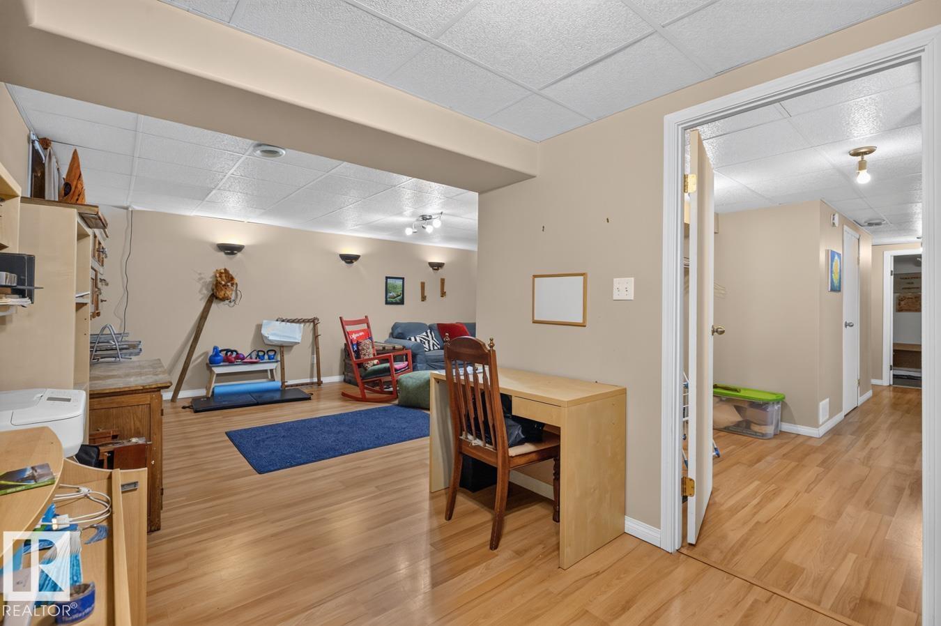 3511 106 AV NW