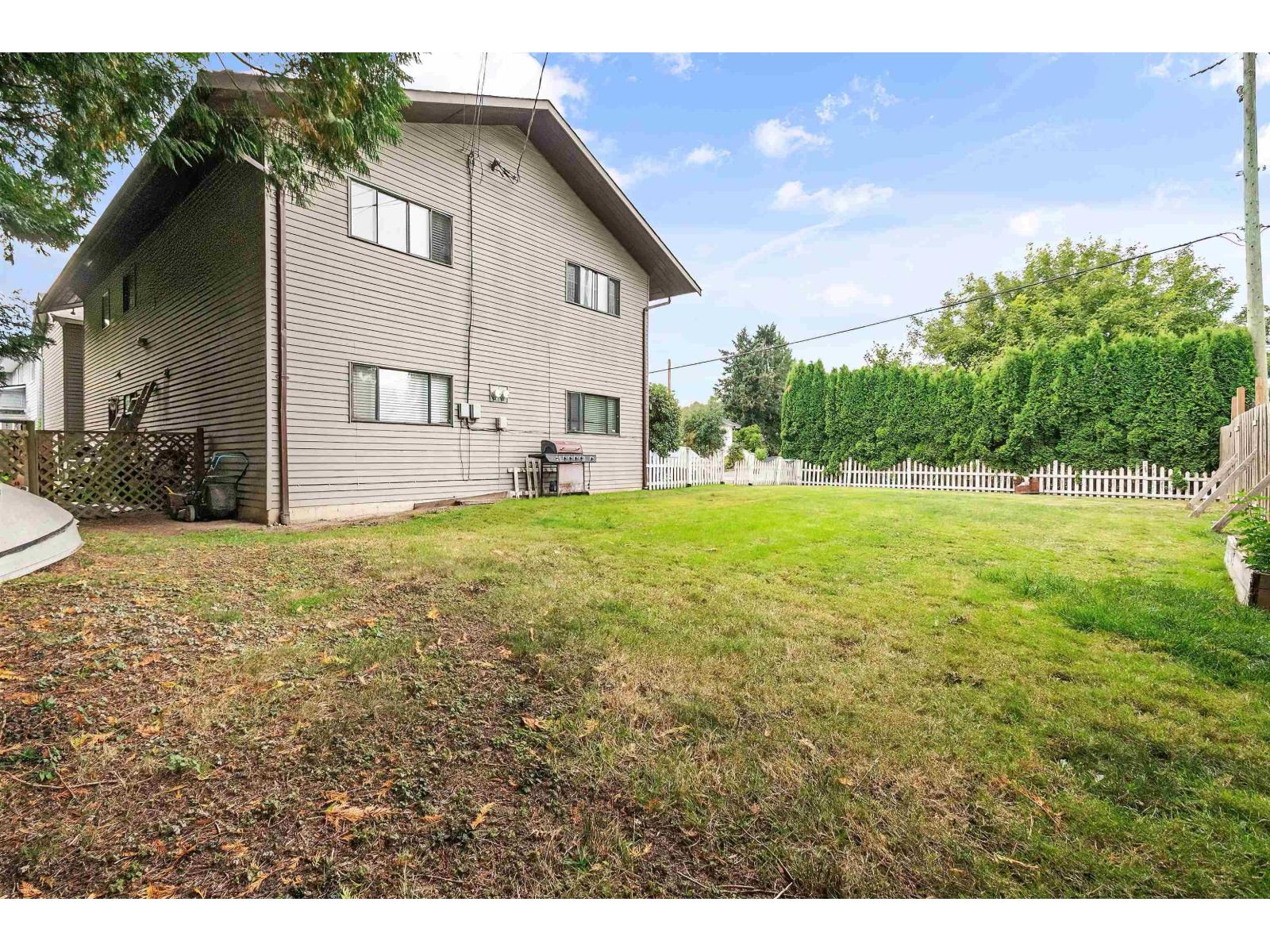 8792 BELLEVUE DRIVE|Chilliwack Proper West