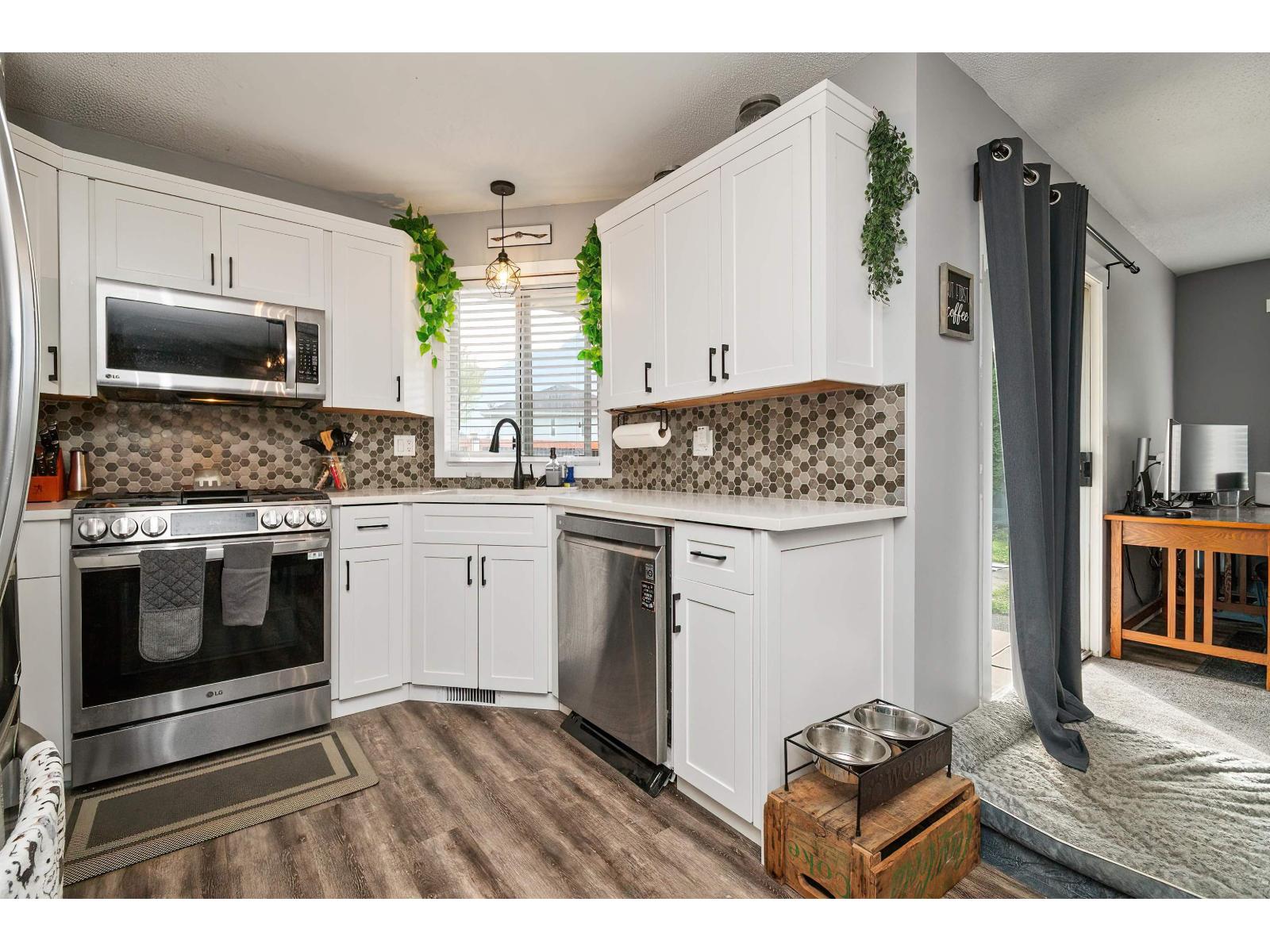 6900 OAKWOOD DRIVE|Agassiz