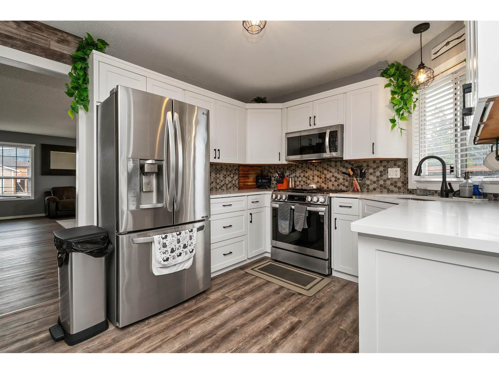 6900 OAKWOOD DRIVE|Agassiz