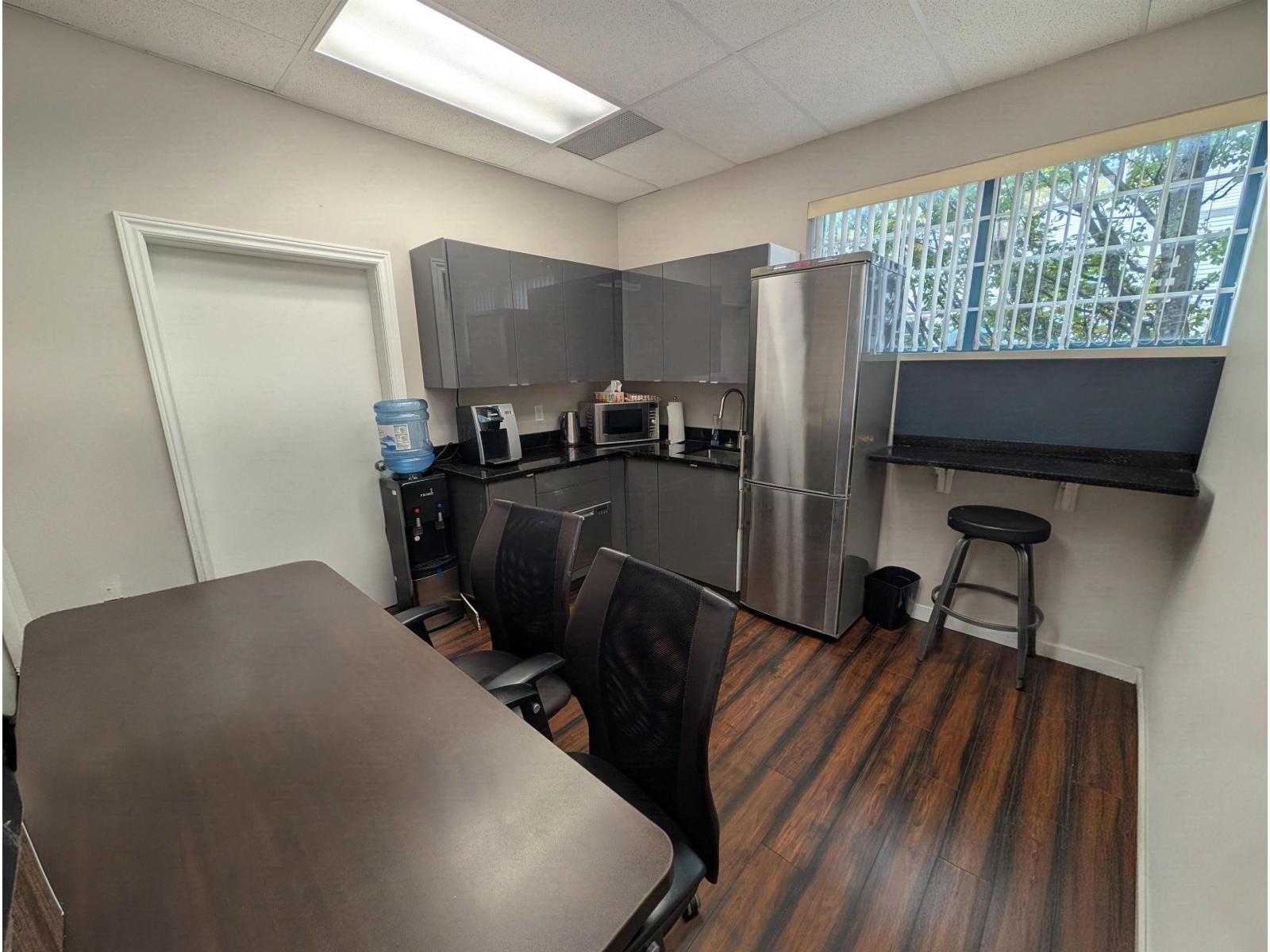 102 5668 192 Street, Surrey, British Columbia  V3S 2V7 - Photo 4 - C8082447