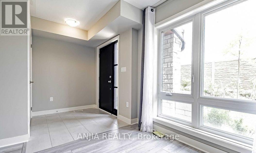135 Carpaccio Avenue, Vaughan, Ontario  L4H 4R6 - Photo 4 - N13849512