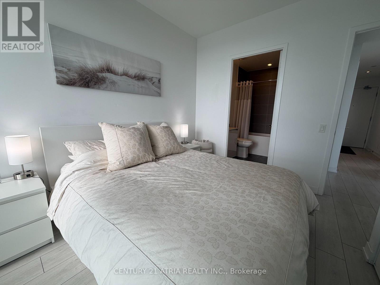 2303 - 898 Portage Parkway, Vaughan, Ontario  L4K 0J6 - Photo 7 - N13849662