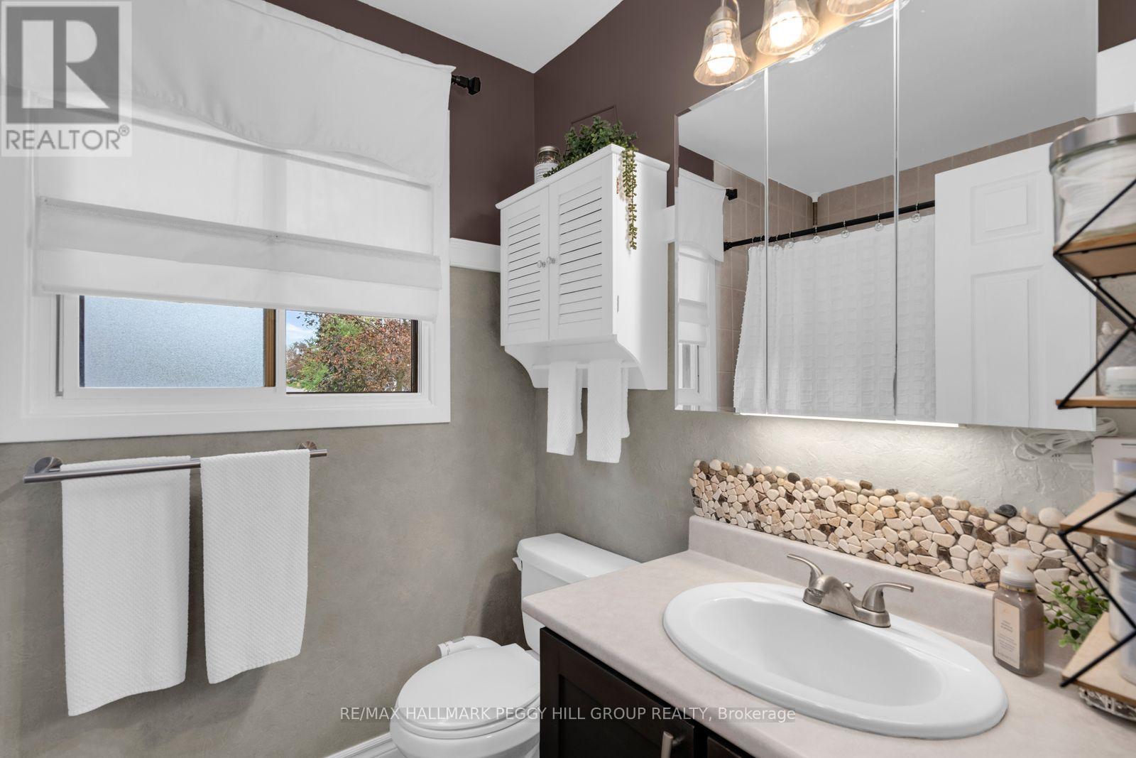 48 Oren Boulevard, Barrie, Ontario  L4N 4R3 - Photo 11 - S13849518