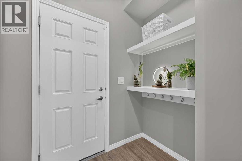 33 Yorkville Green SW, Calgary, Alberta  T2X 4J8 - Photo 21 - A2346745