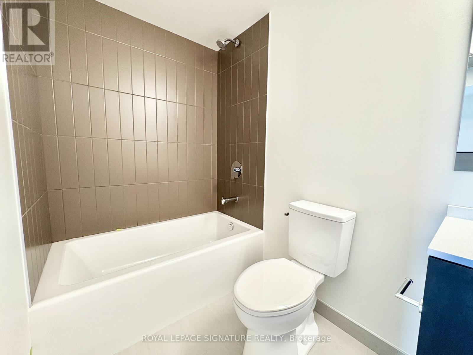 415 - 1 Vine Avenue, Toronto, Ontario  M6P 0C8 - Photo 10 - W13849594