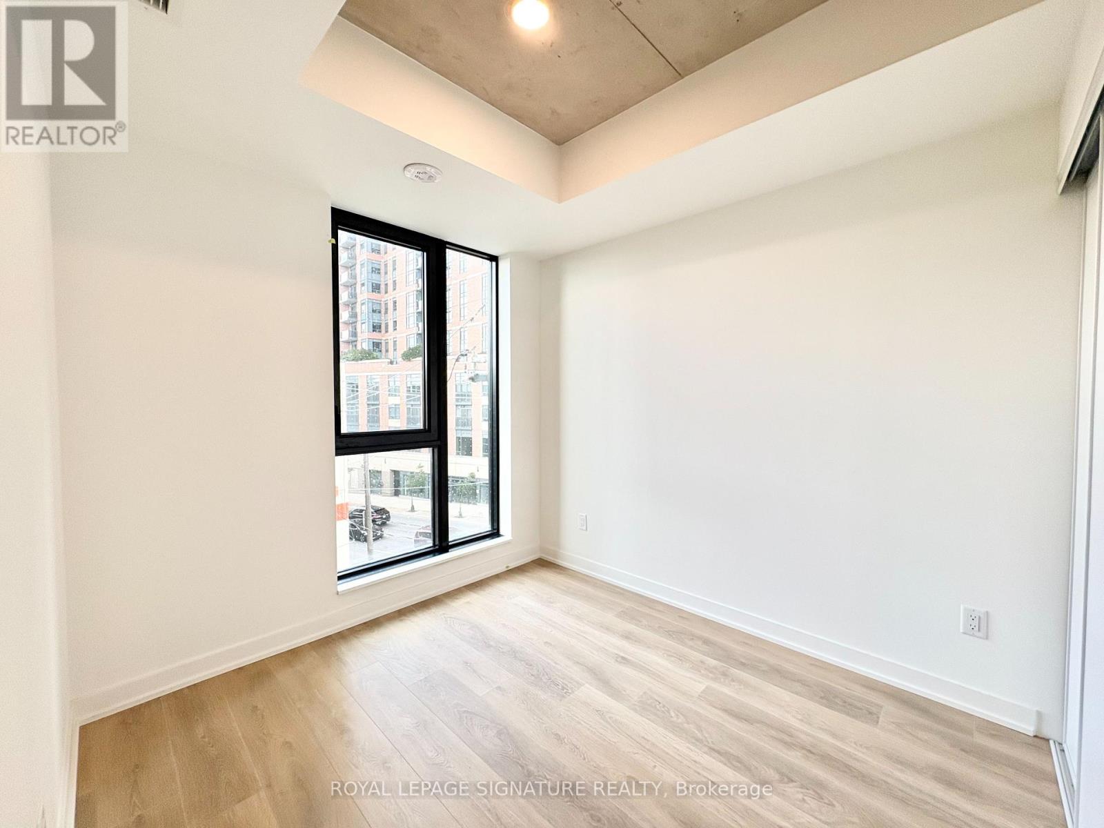 415 - 1 Vine Avenue, Toronto, Ontario  M6P 0C8 - Photo 12 - W13849594