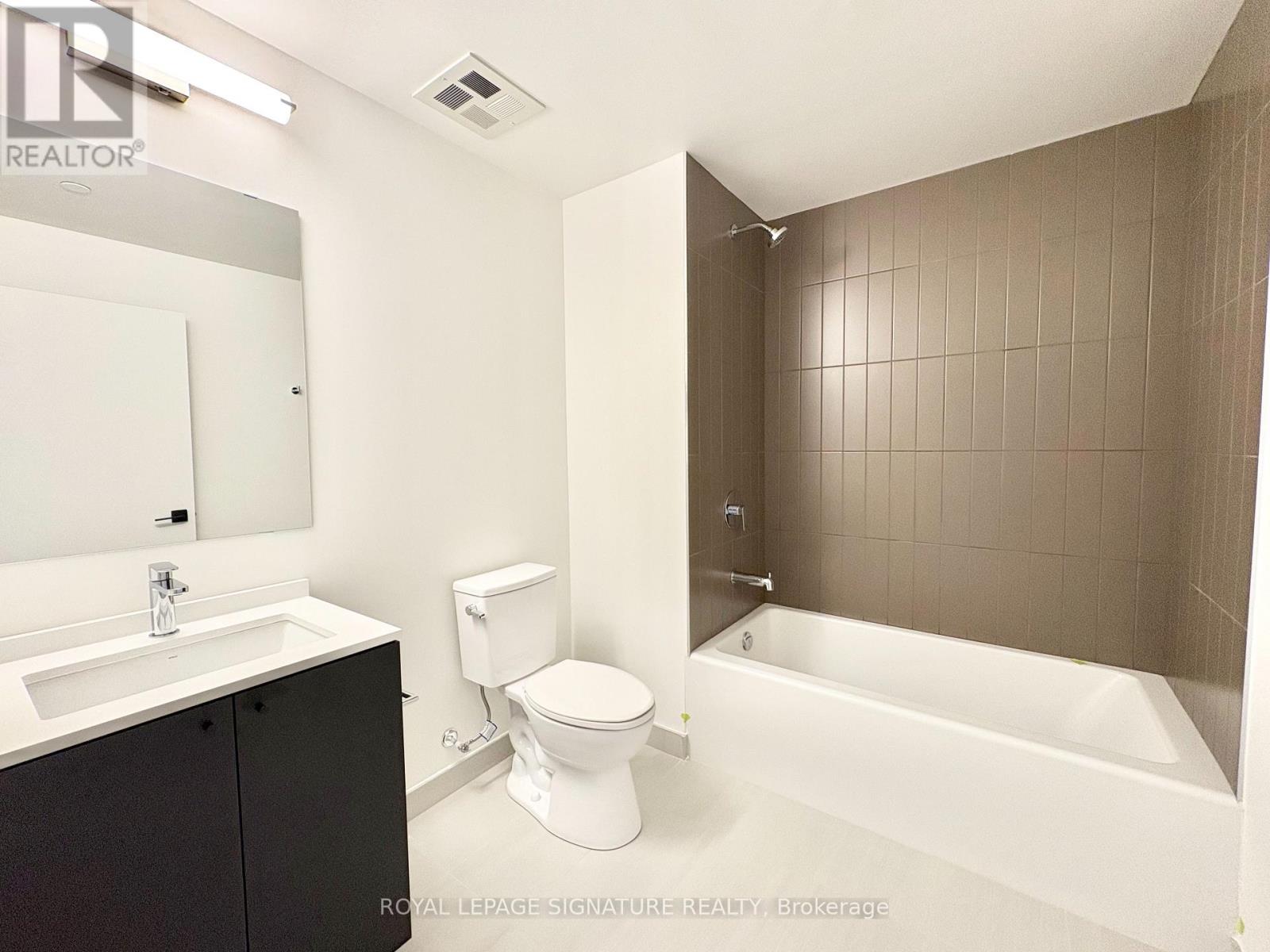 415 - 1 Vine Avenue, Toronto, Ontario  M6P 0C8 - Photo 13 - W13849594