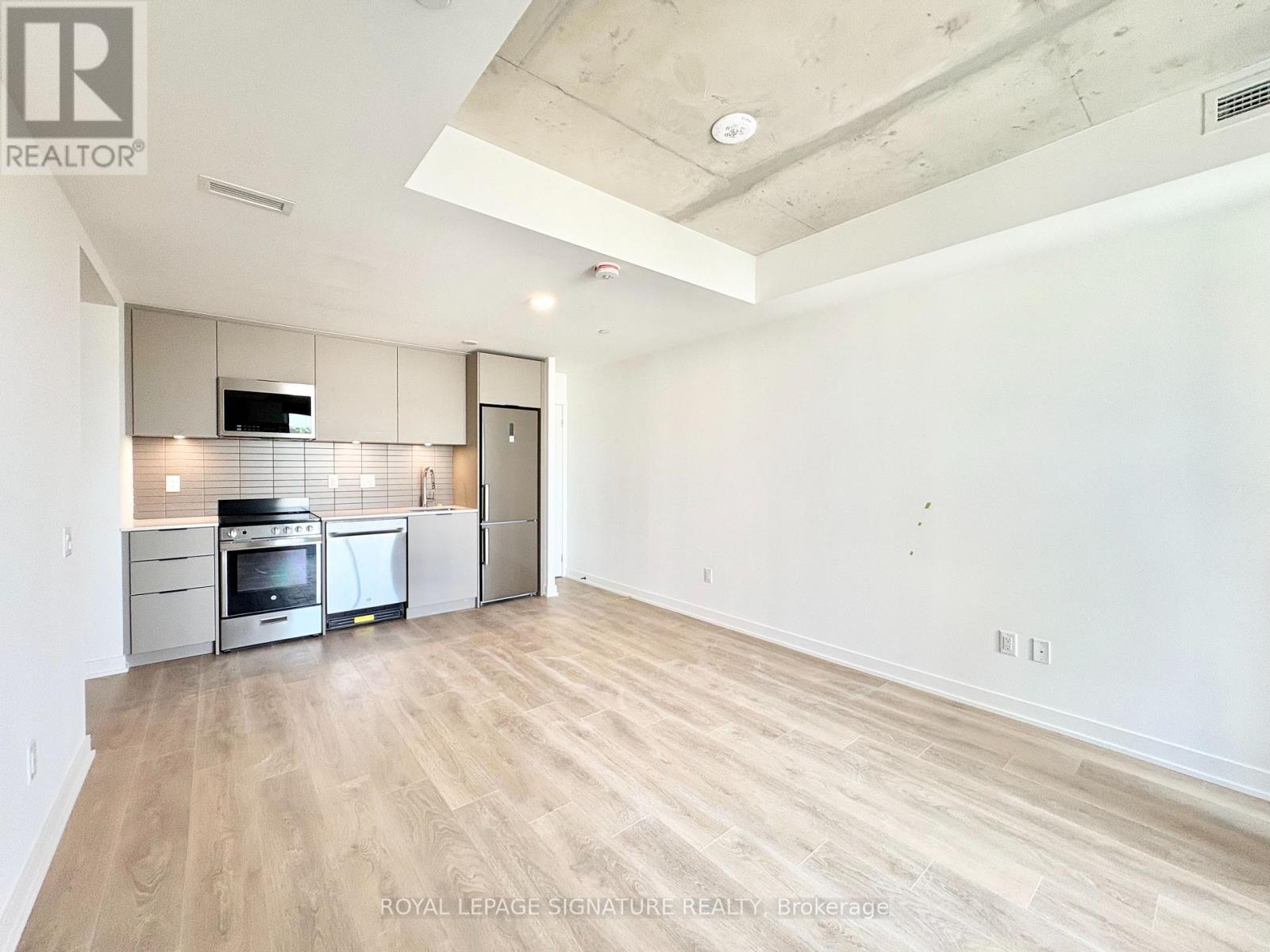 415 - 1 Vine Avenue, Toronto, Ontario  M6P 0C8 - Photo 2 - W13849594