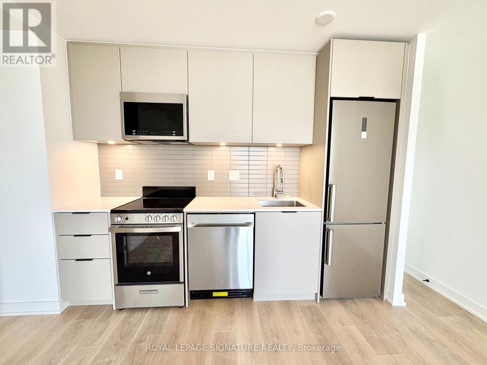 415 - 1 Vine Avenue, Toronto, Ontario  M6P 0C8 - Photo 5 - W13849594