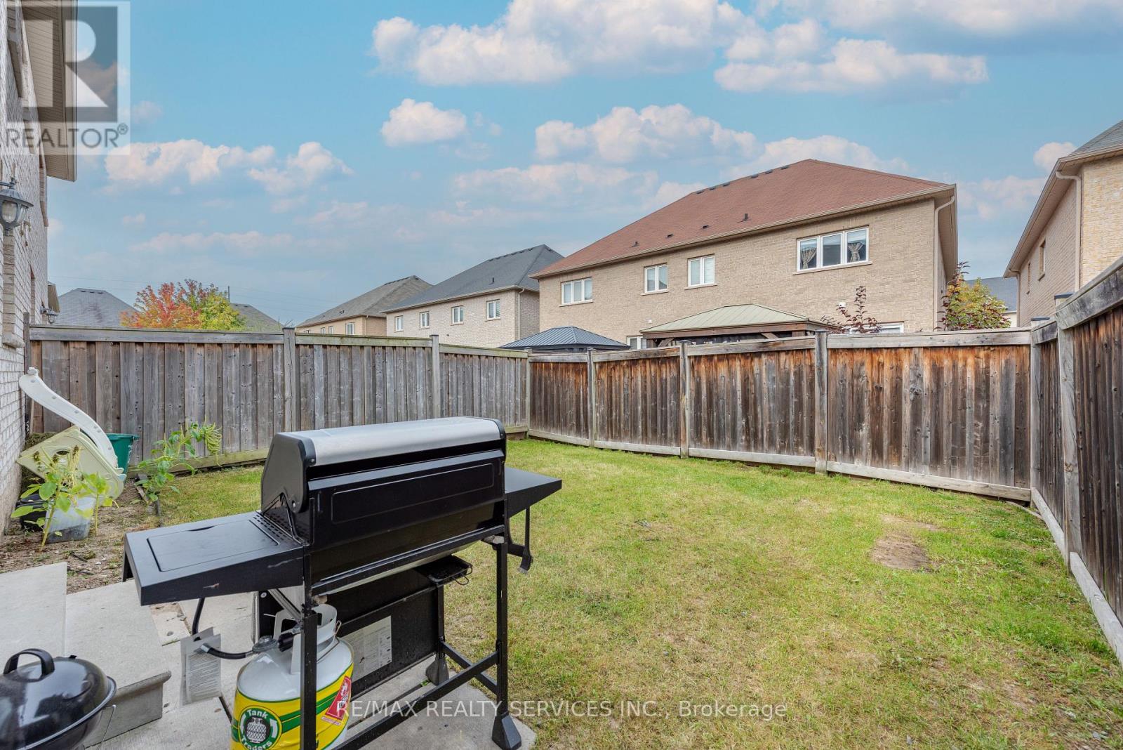 59 Beachville Circle, Brampton, Ontario  L6X 0V3 - Photo 44 - W13849736