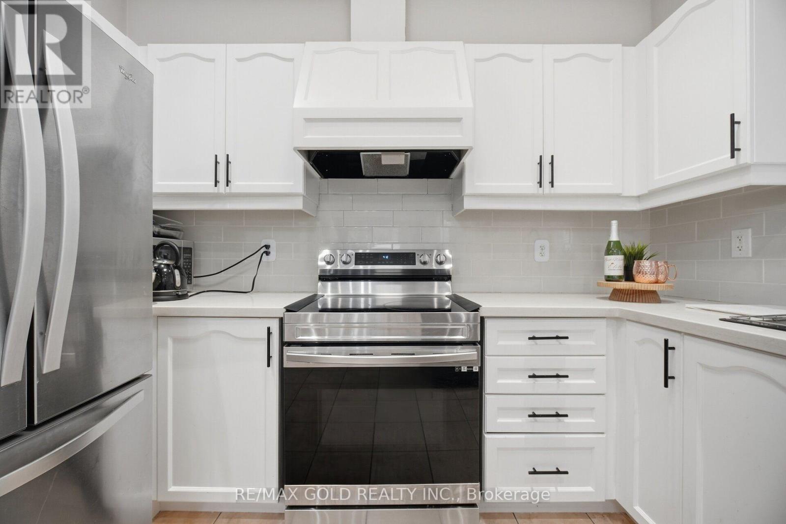 10 Sir Jacobs Crescent, Brampton, Ontario  L7A 3T4 - Photo 12 - W13849738