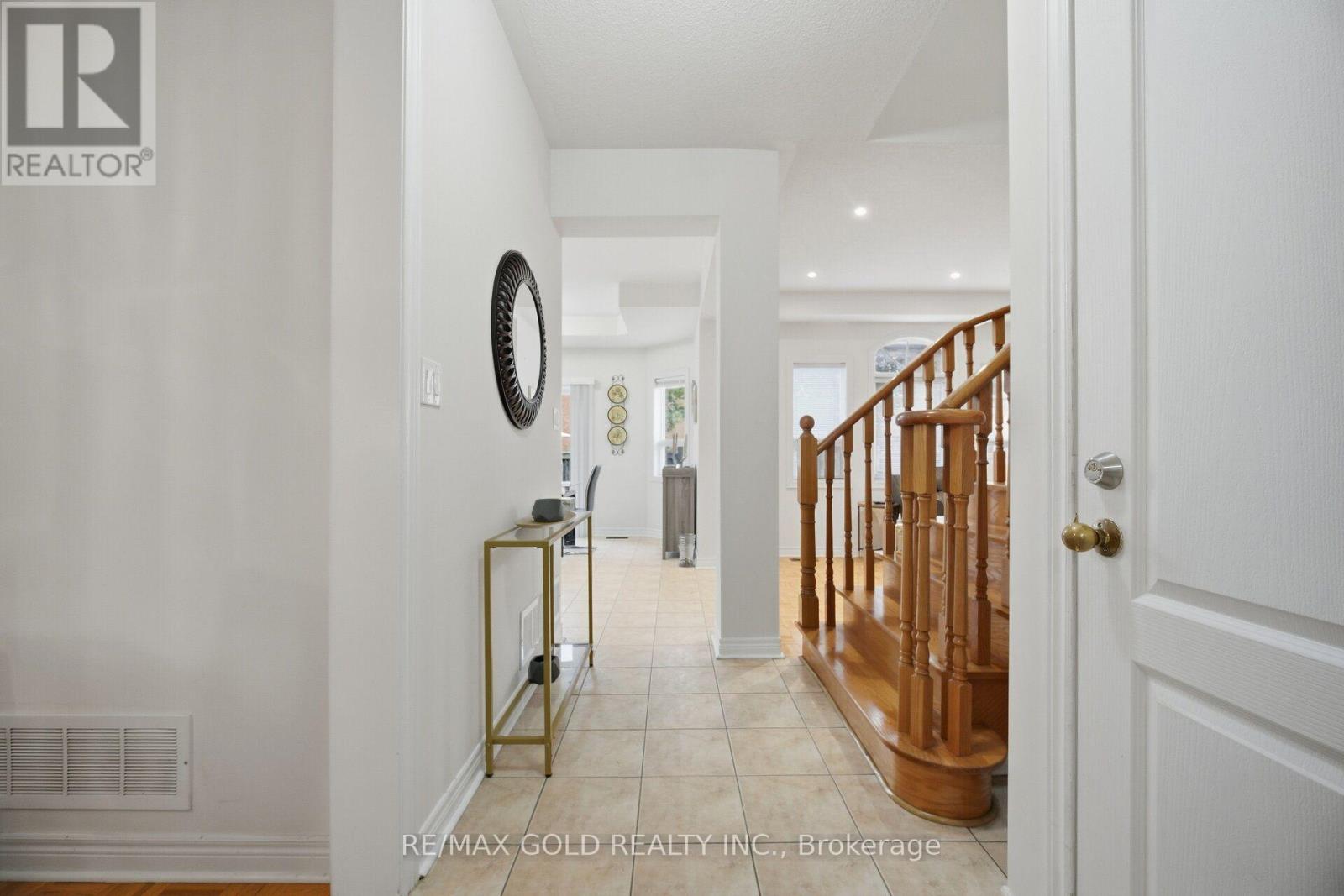 10 Sir Jacobs Crescent, Brampton, Ontario  L7A 3T4 - Photo 19 - W13849738