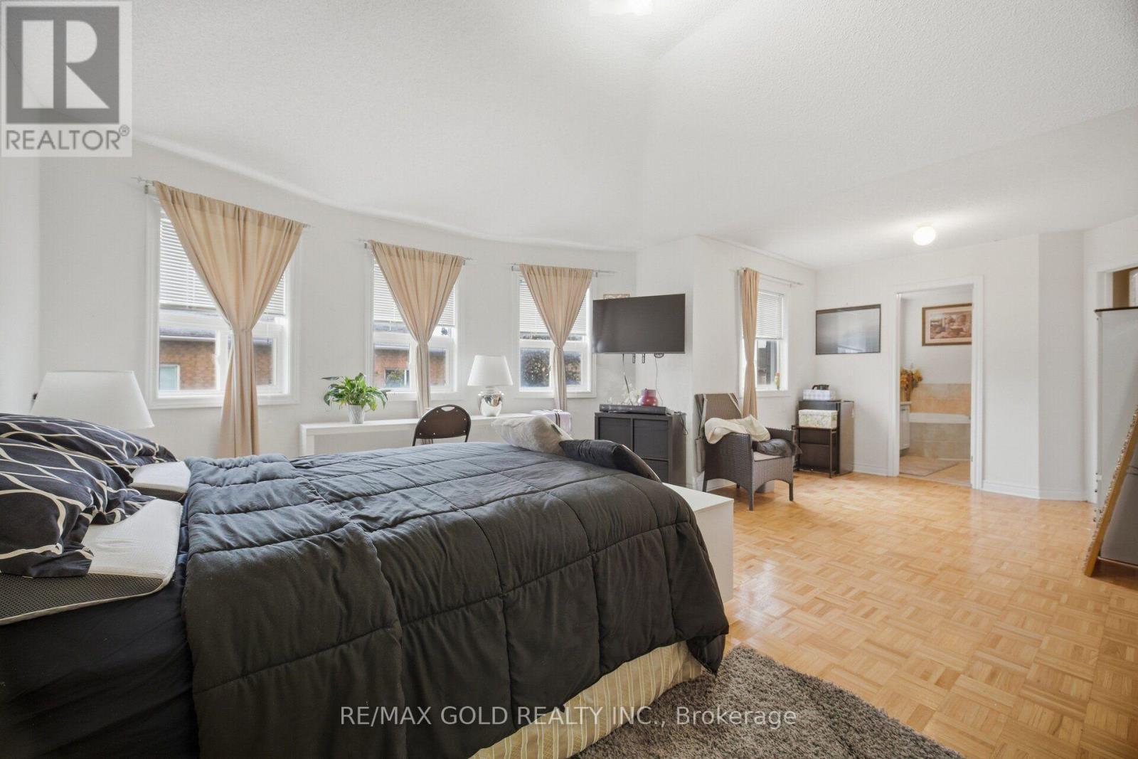 10 Sir Jacobs Crescent, Brampton, Ontario  L7A 3T4 - Photo 21 - W13849738
