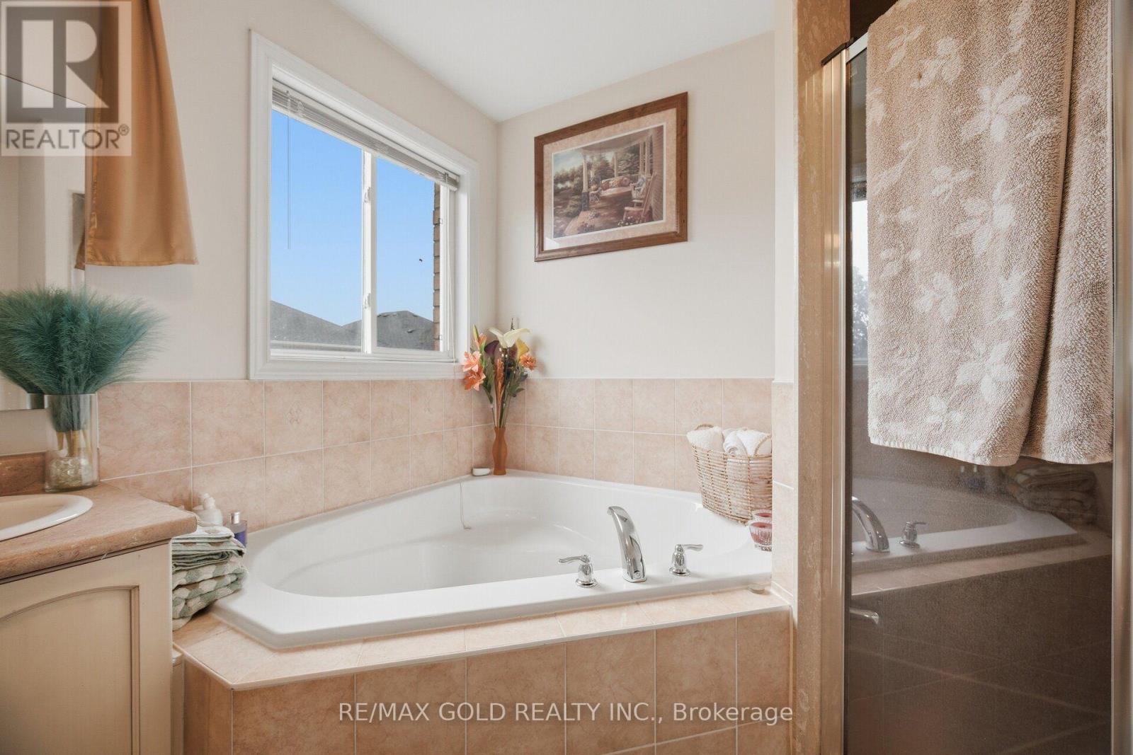 10 Sir Jacobs Crescent, Brampton, Ontario  L7A 3T4 - Photo 24 - W13849738