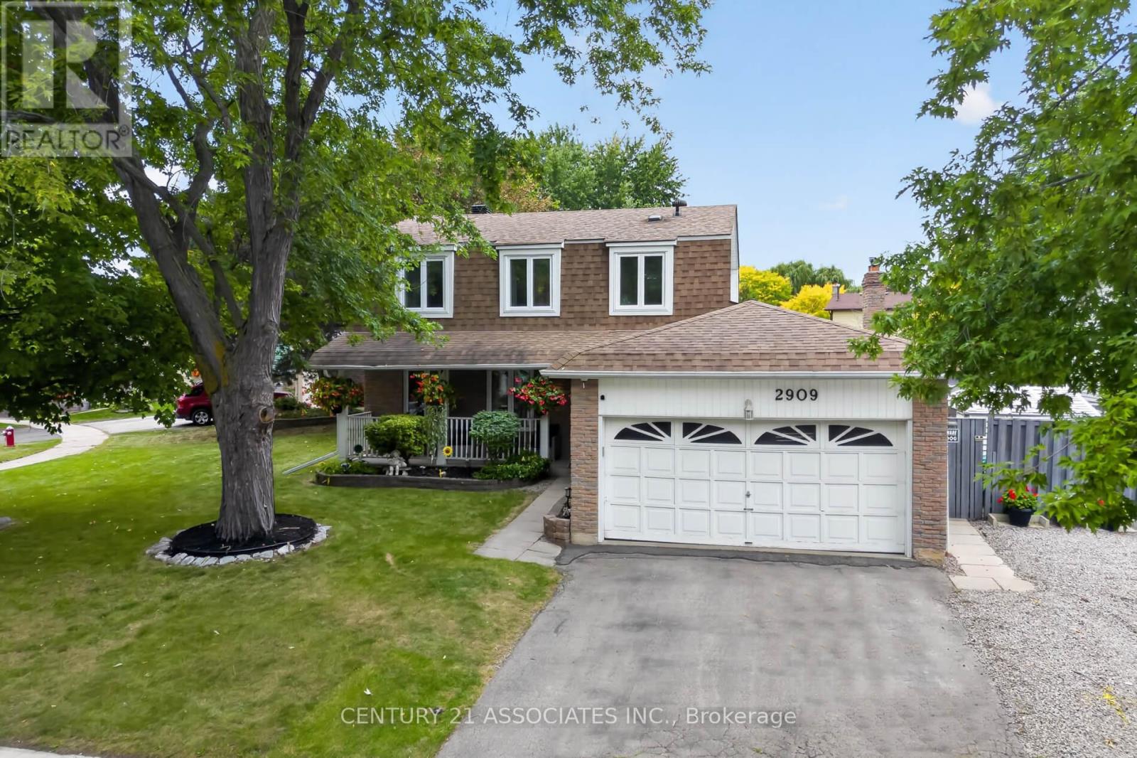 2909 Quetta Mews, Mississauga, Ontario  L5N 1Z6 - Photo 2 - W13849806