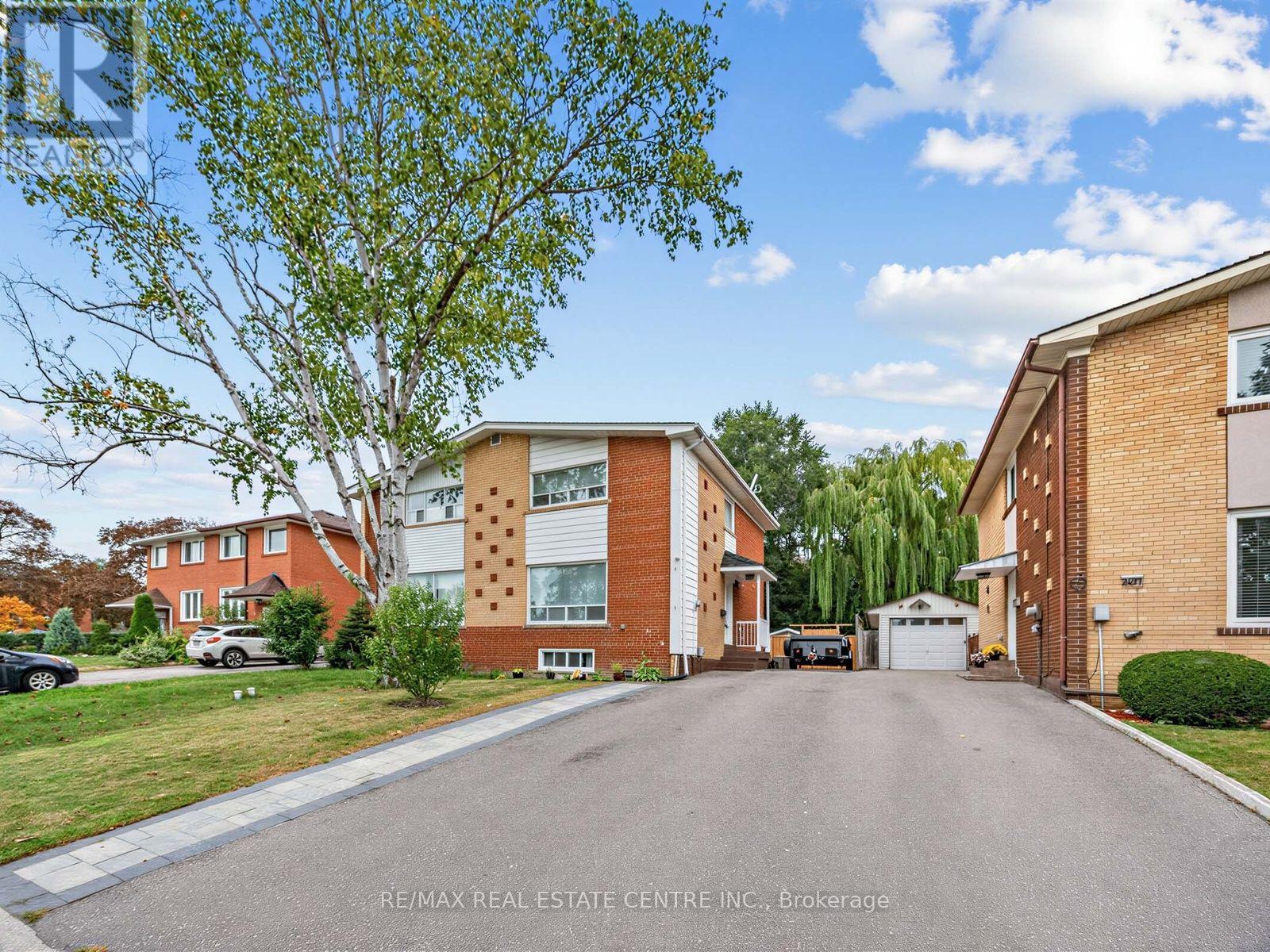 2475 BROOKHURST ROAD, Mississauga, Ontario