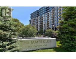 502 - 1135 ROYAL YORK ROAD, Toronto, Ontario