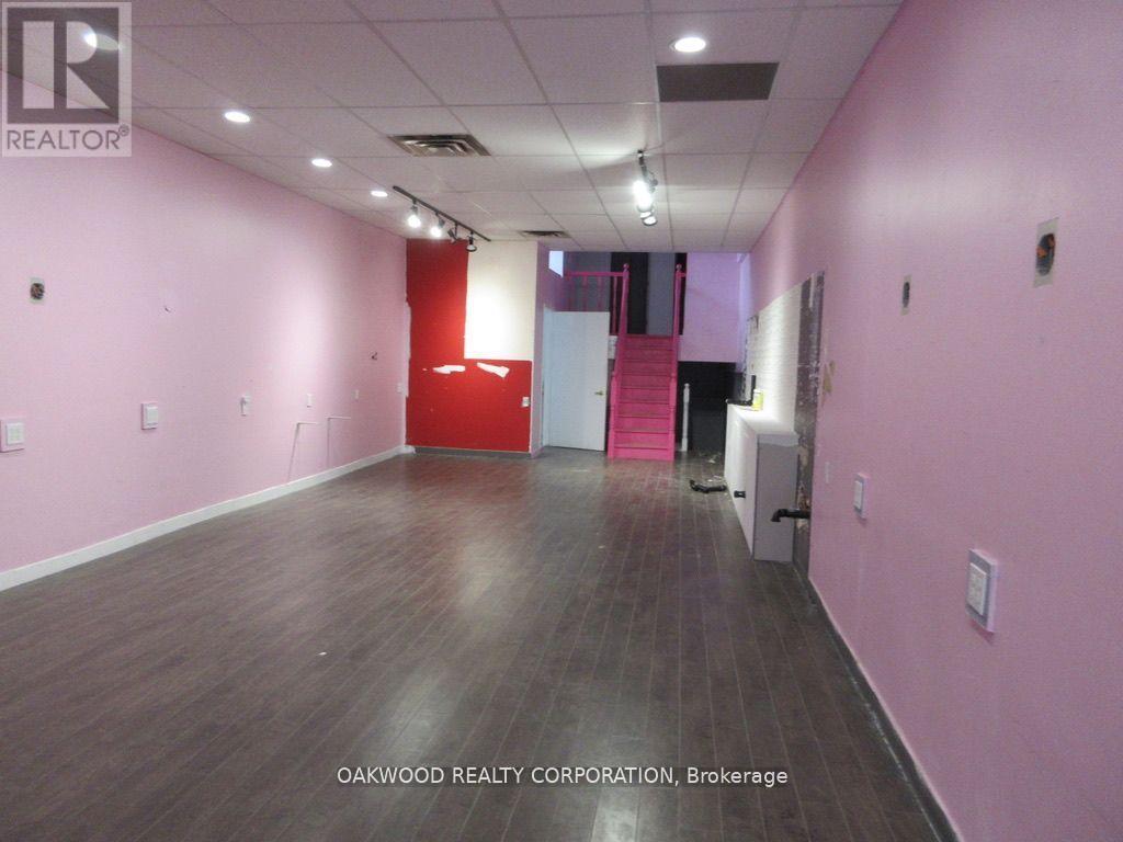 A - 47 Queen Street E, Brampton, Ontario  L6Y 1L9 - Photo 4 - W13849836