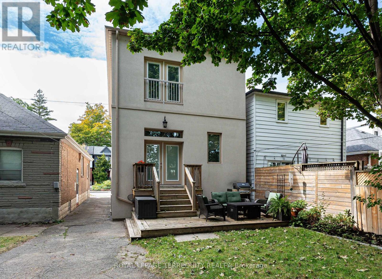 151 Brookside Avenue, Toronto, Ontario  M6S 4G8 - Photo 40 - W13849856