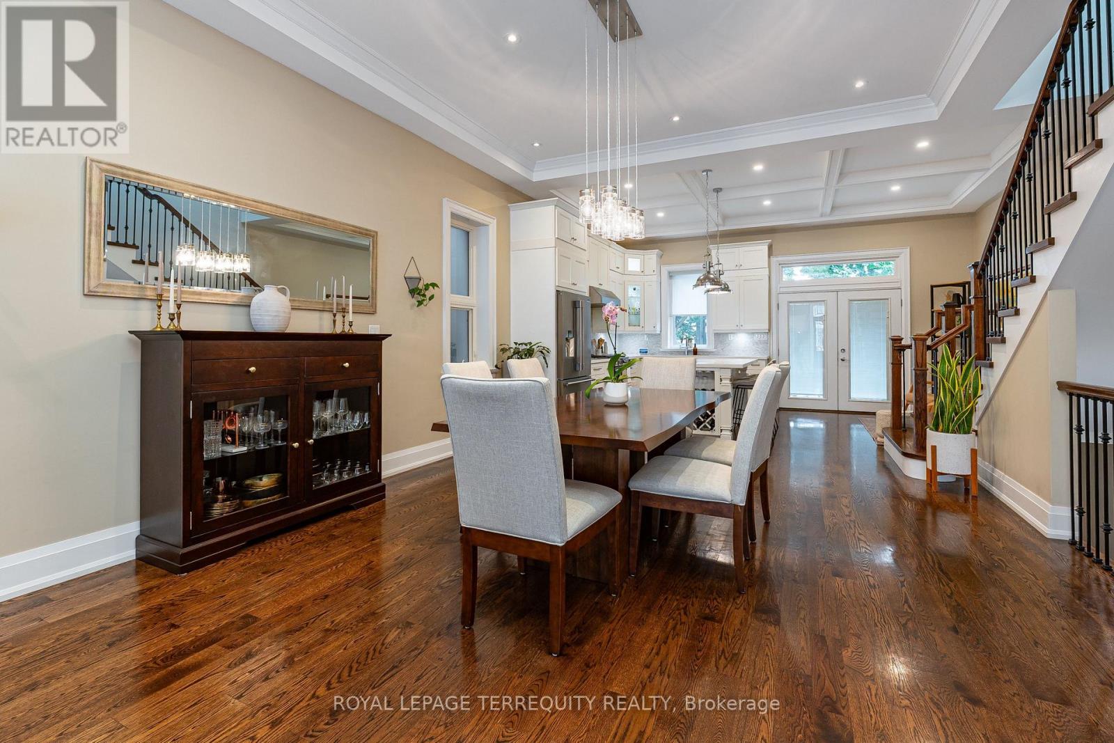 151 Brookside Avenue, Toronto, Ontario  M6S 4G8 - Photo 8 - W13849856