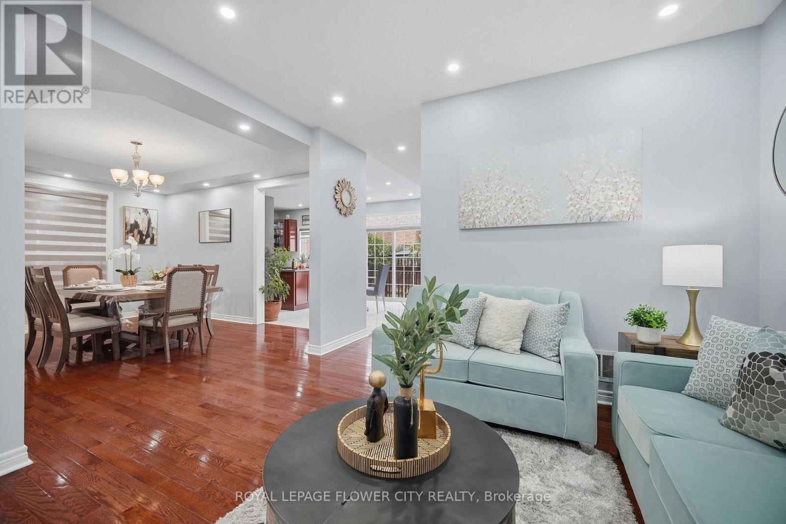 39 Hadfield Circle, Brampton, Ontario  L6R 0N6 - Photo 7 - W13849880