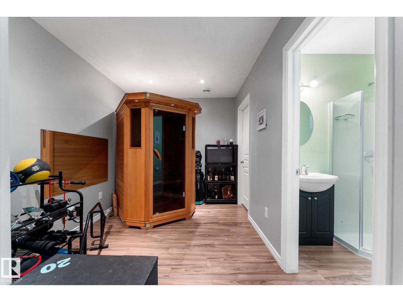 21304 59 AV NW NW