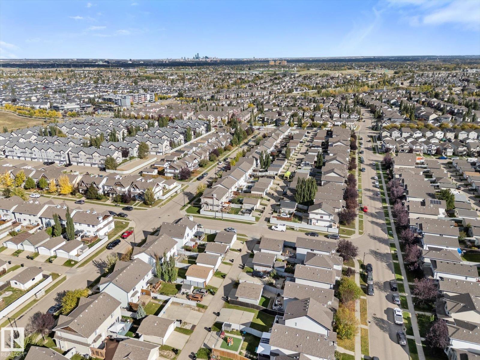 21304 59 AV NW NW