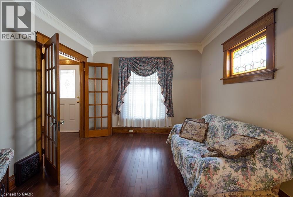 5266 Heywood Avenue, Niagara Falls, Ontario  L2E 4V6 - Photo 2 - 40867950