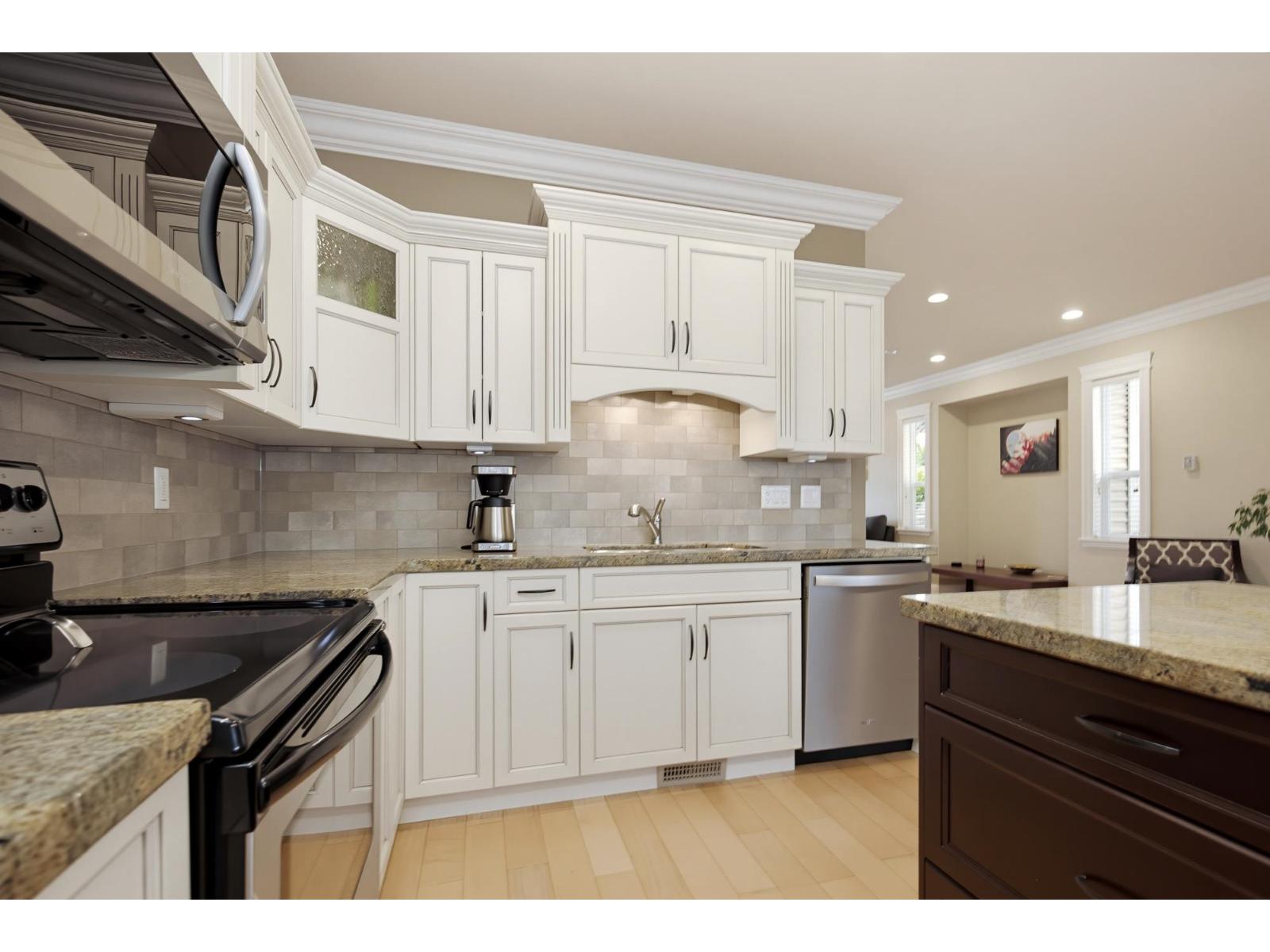 34493 Marcliffe Place, Abbotsford, British Columbia  V2S 0B4 - Photo 10 - R3170502
